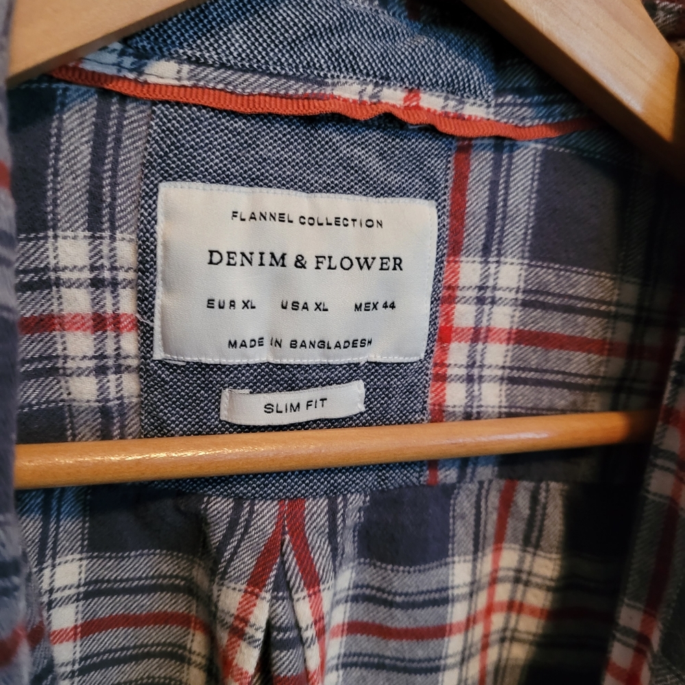 Button down flannel - Picture 2 of 2